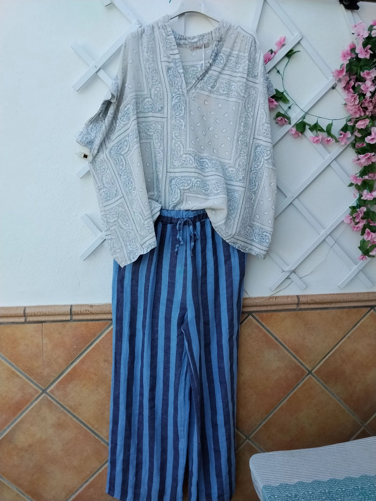 Blusa de algodón estampado BANDANA oversize hasta 44 fresquito y cómodo nuevo sin estrenar 